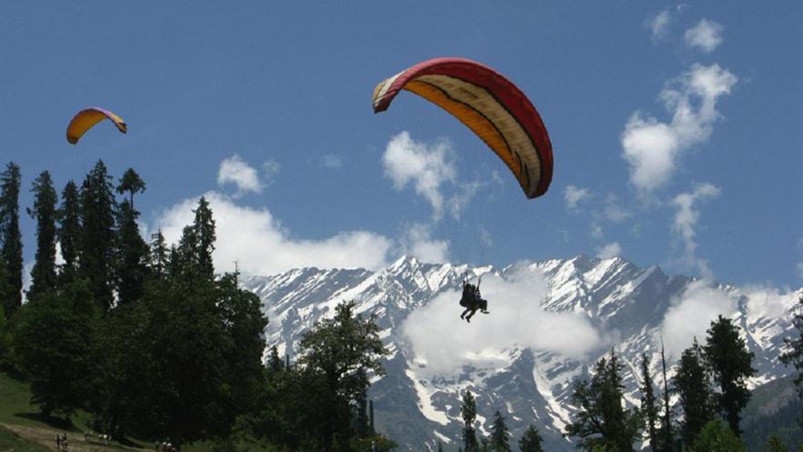 kashmir Paragliding Tour